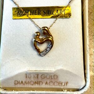 10 karat gold, women’s necklace